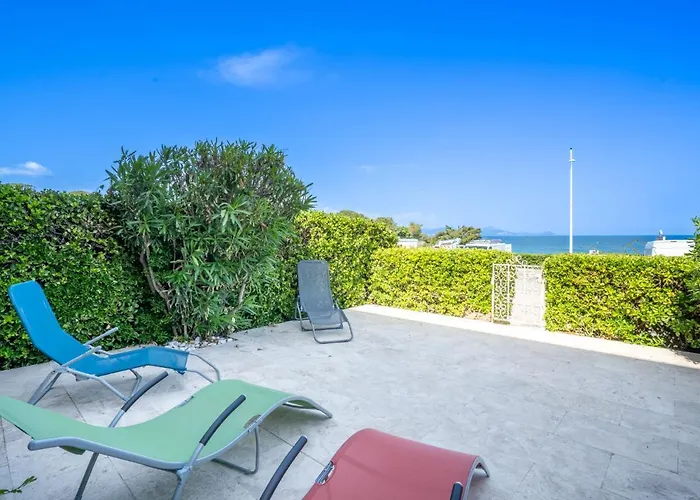 Daire Les Mouettes By Interhome Saint Aygulf