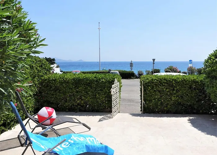 Daire Les Mouettes By Interhome *